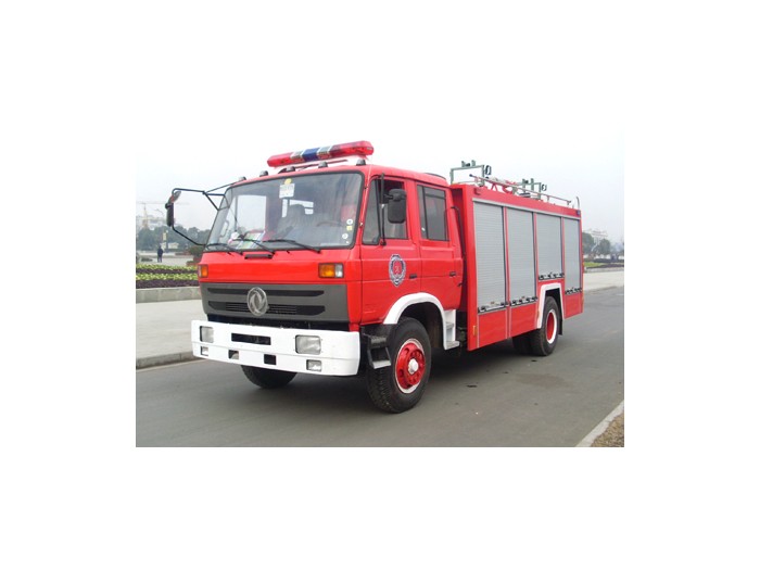 東風153 6-7噸消防車